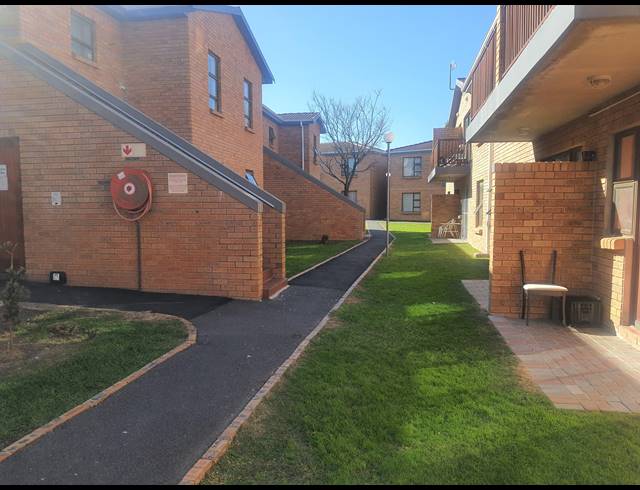 2 BEDROOM APARTMENT FOR SALE IN SEA BREEZE